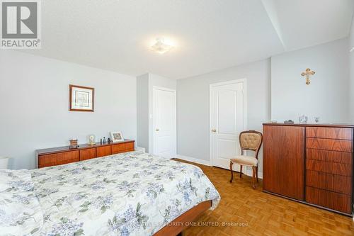 223 Caproni Drive, Vaughan (Maple), ON - Indoor Photo Showing Bedroom