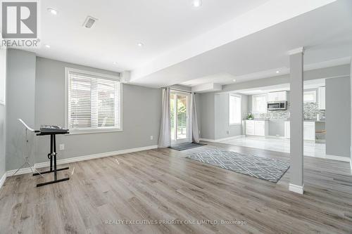 223 Caproni Drive, Vaughan (Maple), ON - Indoor Photo Showing Other Room