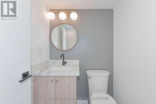 706 - 7420 Bathurst Street, Vaughan, ON - Indoor Photo Showing Bathroom