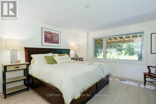 387192 20 Side Road, Mono, ON - Indoor Photo Showing Bedroom