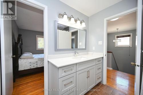 46 Berkshire Square, Brampton, ON - Indoor Photo Showing Bathroom