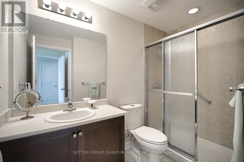 506 - 5070 Fairview Street S, Burlington (Appleby), ON - Indoor Photo Showing Bathroom