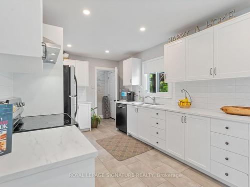 1034 20 Sideroad, Innisfil, ON - Indoor Photo Showing Kitchen