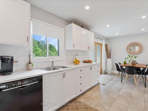 1034 20 Sideroad, Innisfil, ON - Indoor Photo Showing Kitchen With Double Sink