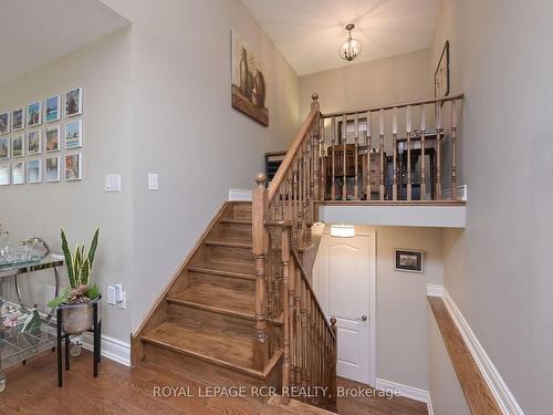 180 Ridge Way, New Tecumseth, ON - Indoor Photo Showing Other Room