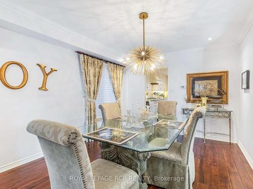 913 Tegal Pl, Newmarket, ON - Indoor Photo Showing Dining Room