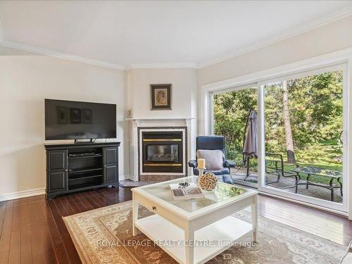 78-2205 South Millway, Mississauga, ON - Indoor Photo Showing Living Room With Fireplace