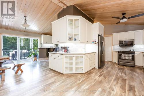 150 Wrenhaven Road, Kawartha Lakes, ON - Indoor Photo Showing Kitchen