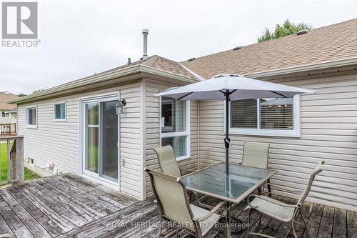 17 Cedar Court, Kawartha Lakes (Lindsay), ON - Outdoor With Deck Patio Veranda With Exterior