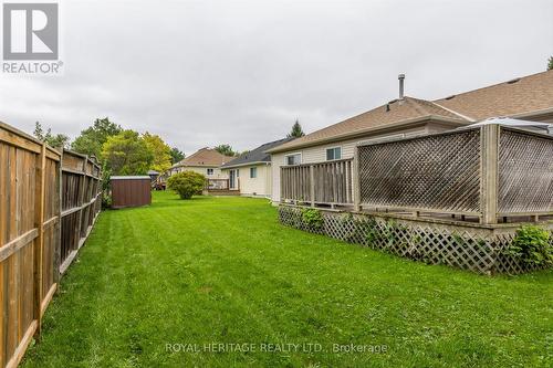 17 Cedar Court, Kawartha Lakes (Lindsay), ON - Outdoor With Exterior