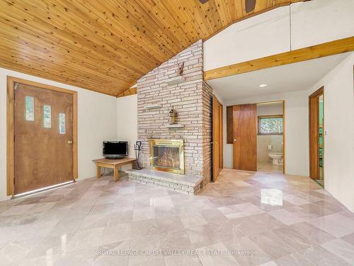 4894 Mapleview Cres, Port Colborne, ON - Indoor With Fireplace