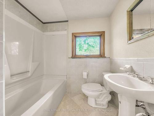 4894 Mapleview Cres, Port Colborne, ON - Indoor Photo Showing Bathroom