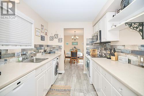 181 Idylewylde Street, Fort Erie, ON - Indoor Photo Showing Kitchen