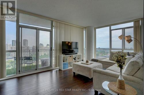 1908 - 225 Webb Drive, Mississauga (City Centre), ON - Indoor Photo Showing Living Room