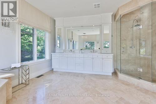 854 Longfellow Avenue, Mississauga, ON - Indoor Photo Showing Bathroom