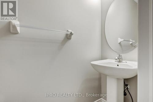 36 Matterhorn Road, Brampton (Northwest Brampton), ON - Indoor Photo Showing Bathroom