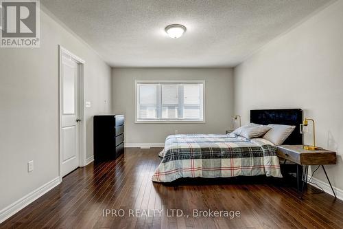 36 Matterhorn Road, Brampton (Northwest Brampton), ON - Indoor Photo Showing Bedroom