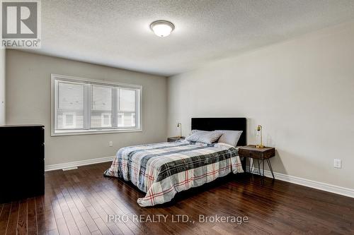 36 Matterhorn Road, Brampton (Northwest Brampton), ON - Indoor Photo Showing Bedroom