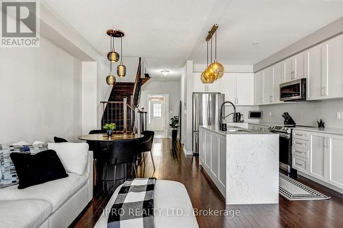 36 Matterhorn Road, Brampton (Northwest Brampton), ON - Indoor Photo Showing Kitchen With Upgraded Kitchen