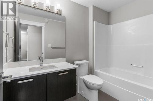 1110 14Th Street E, Saskatoon, SK - Indoor Photo Showing Bathroom