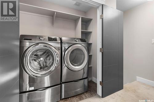 1110 14Th Street E, Saskatoon, SK - Indoor Photo Showing Laundry Room