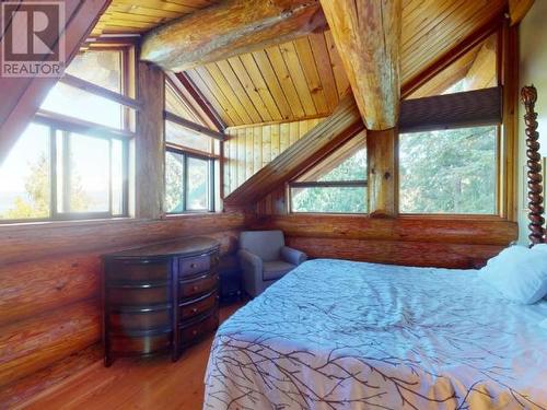 1984 Marble Bay Road, Texada Island, BC - Indoor Photo Showing Bedroom