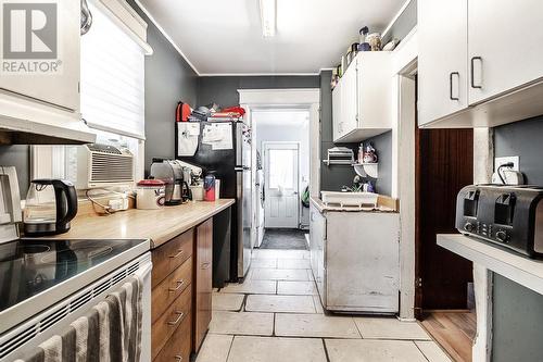 6 Fauquier Ave, Sault Ste Marie, ON - Indoor Photo Showing Kitchen