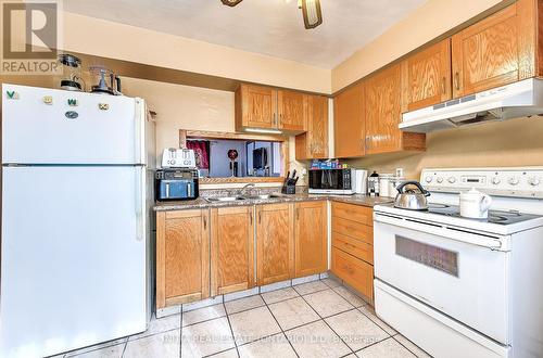 28 - 450 Pond Mills Road, London, ON - Indoor Photo Showing Kitchen With Double Sink