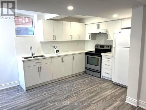 140 Torrance Woods, Brampton, ON - Indoor Photo Showing Kitchen With Double Sink