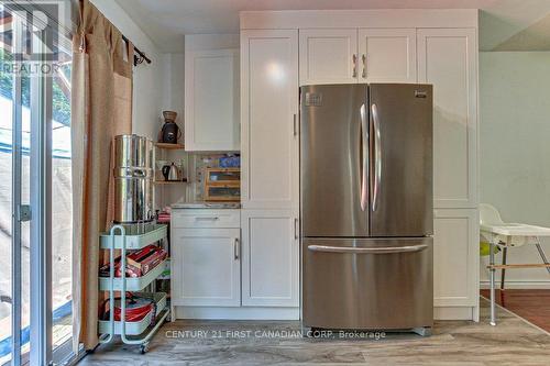 136 Ardsley Crescent, London, ON - Indoor Photo Showing Other Room