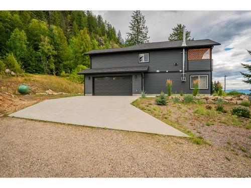 1955 Sandy Road, Castlegar, BC - Outdoor