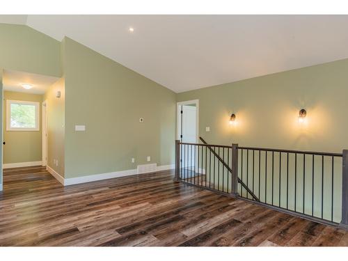 1955 Sandy Road, Castlegar, BC - Indoor Photo Showing Other Room