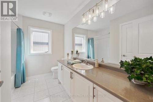 55 Horizon Avenue, Cavan Monaghan (Millbrook), ON - Indoor Photo Showing Bathroom