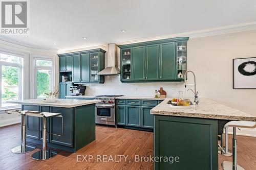 41 Tremont Crescent, Toronto (Banbury-Don Mills), ON - Indoor Photo Showing Kitchen With Upgraded Kitchen