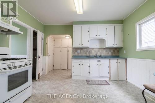 50 Elizabeth Street, Port Colborne, ON - Indoor Photo Showing Kitchen