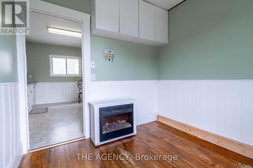 50 Elizabeth Street, Port Colborne, ON - Indoor Photo Showing Other Room With Fireplace