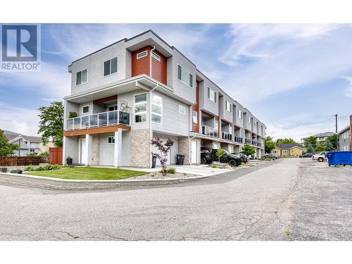 210 Scott Avenue Unit# 102, Penticton, BC - Outdoor With Facade