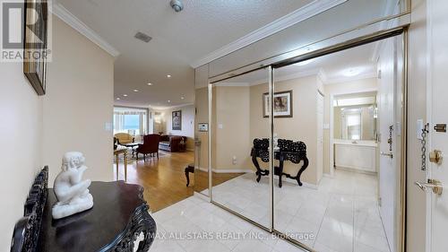 1506 - 610 Bullock Drive, Markham, ON - Indoor Photo Showing Other Room