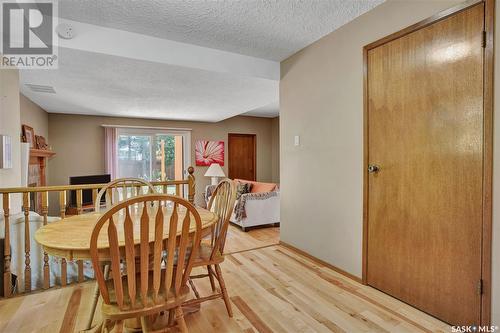 202 Kenosee Crescent, Saskatoon, SK - Indoor Photo Showing Dining Room