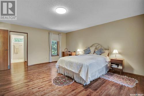 202 Kenosee Crescent, Saskatoon, SK - Indoor Photo Showing Bedroom