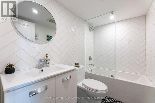 707 - 323 Richmond Street E, Toronto (Moss Park), ON - Indoor Photo Showing Bathroom