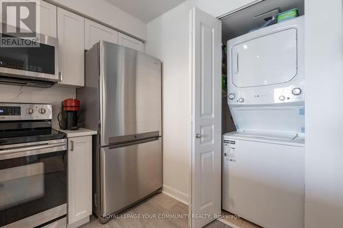 707 - 323 Richmond Street E, Toronto (Moss Park), ON - Indoor Photo Showing Laundry Room