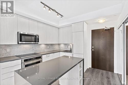 1707 - 38 Ianuzzi Street, Toronto (Niagara), ON - Indoor Photo Showing Kitchen With Upgraded Kitchen