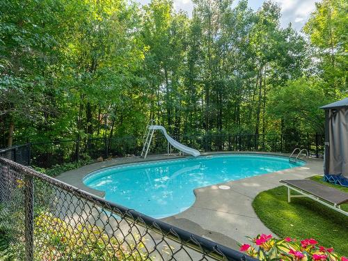 Piscine - 450 Rue Montmagny, Sherbrooke (Les Nations), QC - Outdoor With In Ground Pool