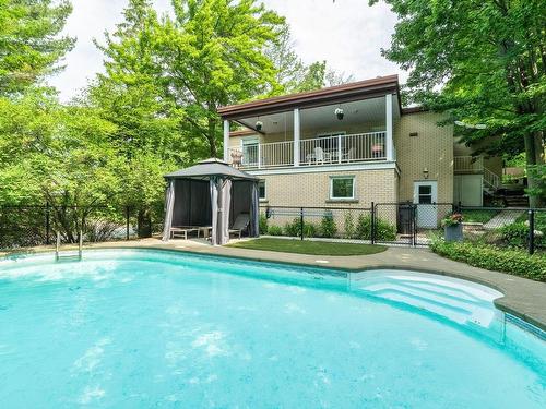 Piscine - 450 Rue Montmagny, Sherbrooke (Les Nations), QC - Outdoor With In Ground Pool With Backyard