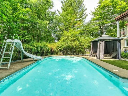 Piscine - 450 Rue Montmagny, Sherbrooke (Les Nations), QC - Outdoor With In Ground Pool With Backyard