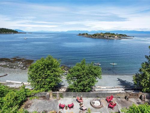 3780 Hammond Bay Rd, Nanaimo, BC 