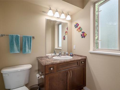 308-297 Hirst Ave West, Parksville, BC - Indoor Photo Showing Bathroom