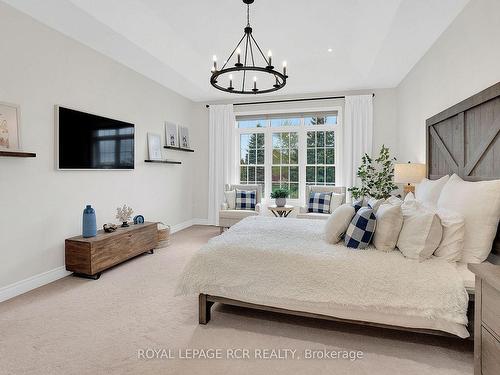 1 Island Lake Rd, Mono, ON - Indoor Photo Showing Bedroom