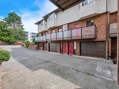 2-1119 View St, Victoria, BC 